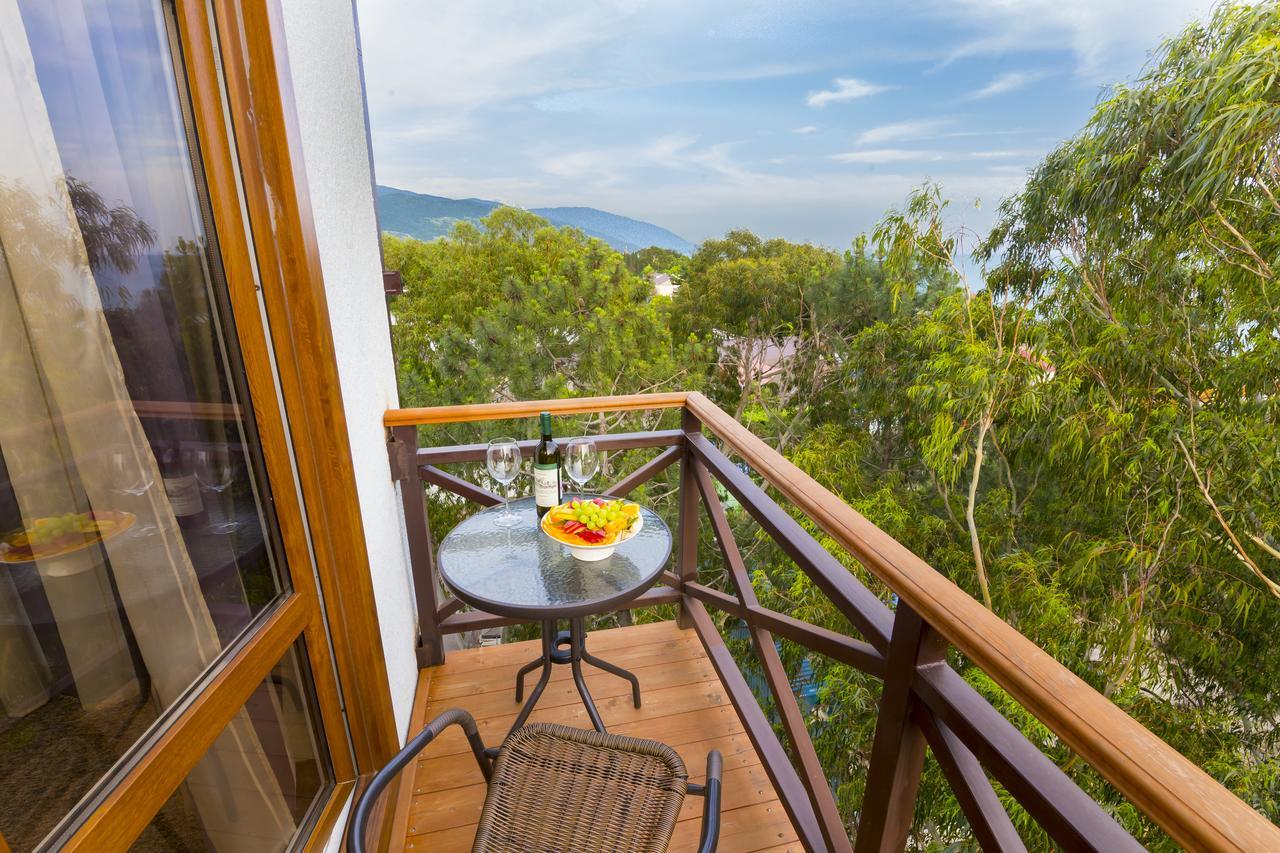 Napra Hotel Tsandrypsh Luaran gambar