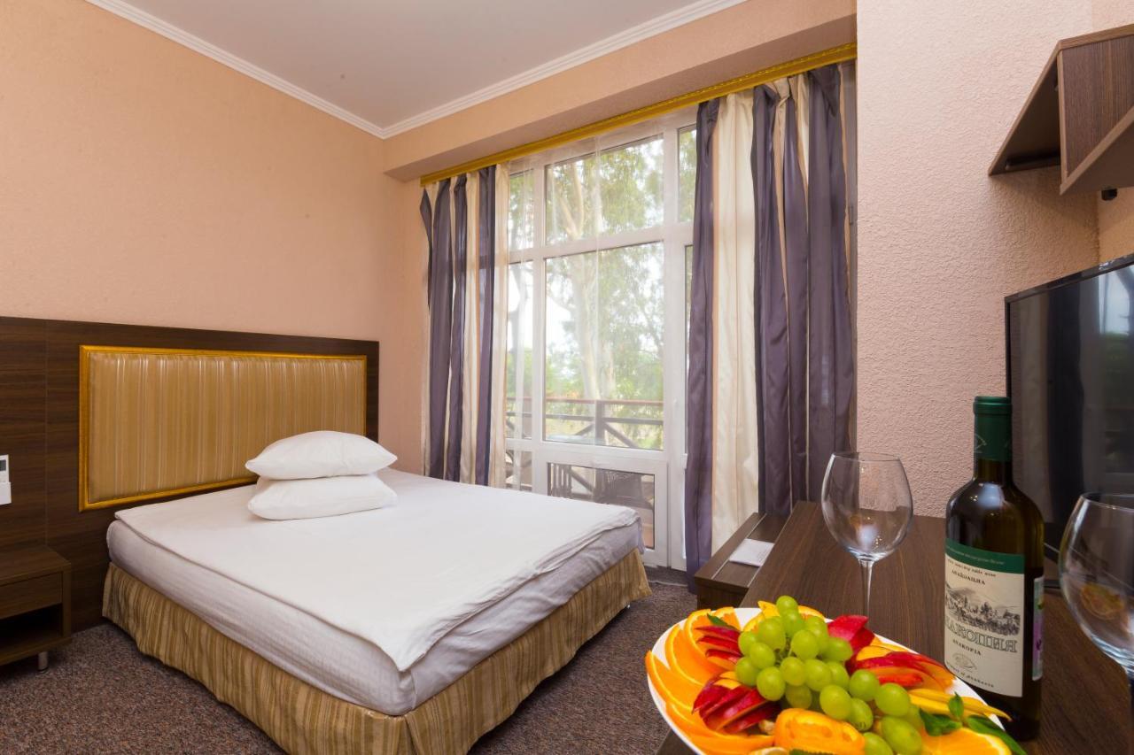 Napra Hotel Tsandrypsh Luaran gambar